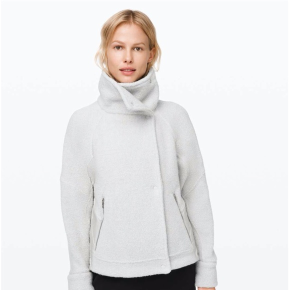 Lululemon Show Me The Sherpa Jacket - Picture 1 of 4